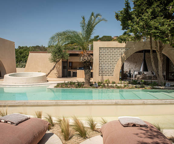 The Echo Of The Sea Beachfront Villa pool view from the sunbeds